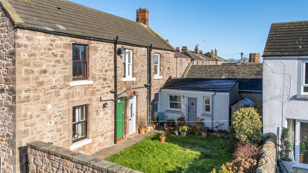 Property photo 2 of 12 10_Bell_Tower_Place-03.Jpg