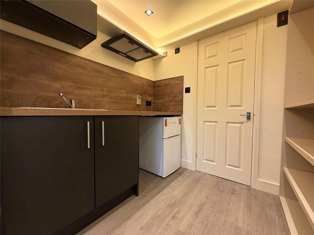 Property photo 3 of 4 Picture No. 03