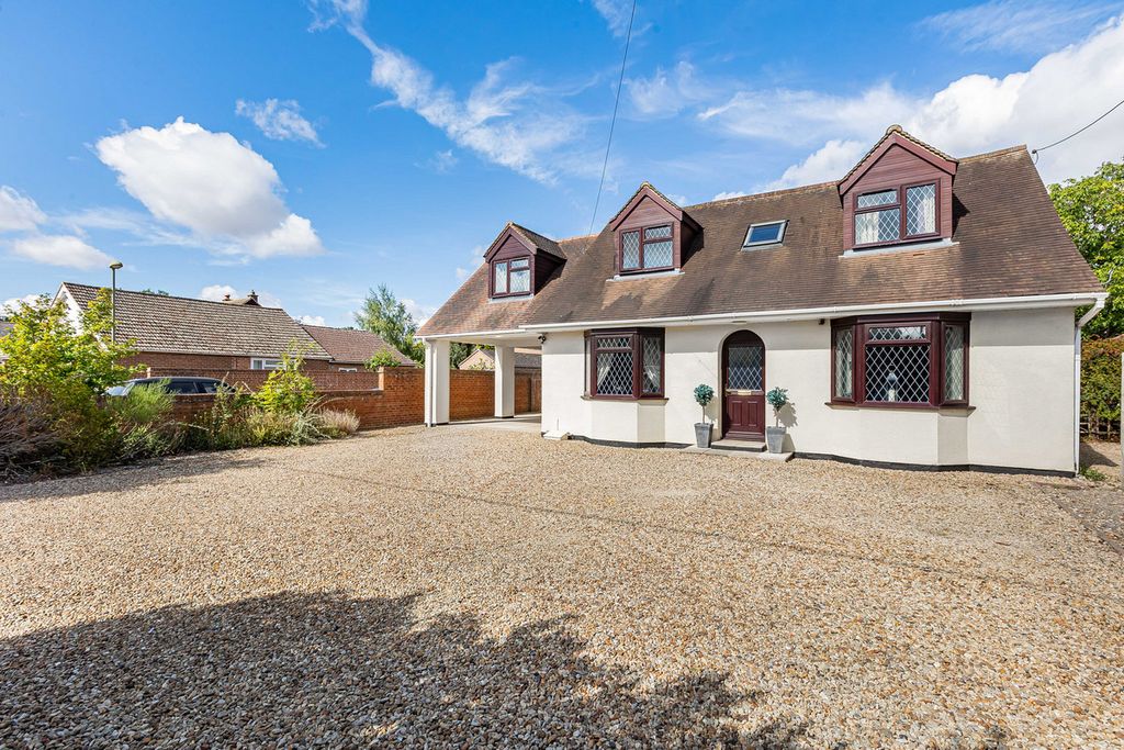 Property photo 1 of 41