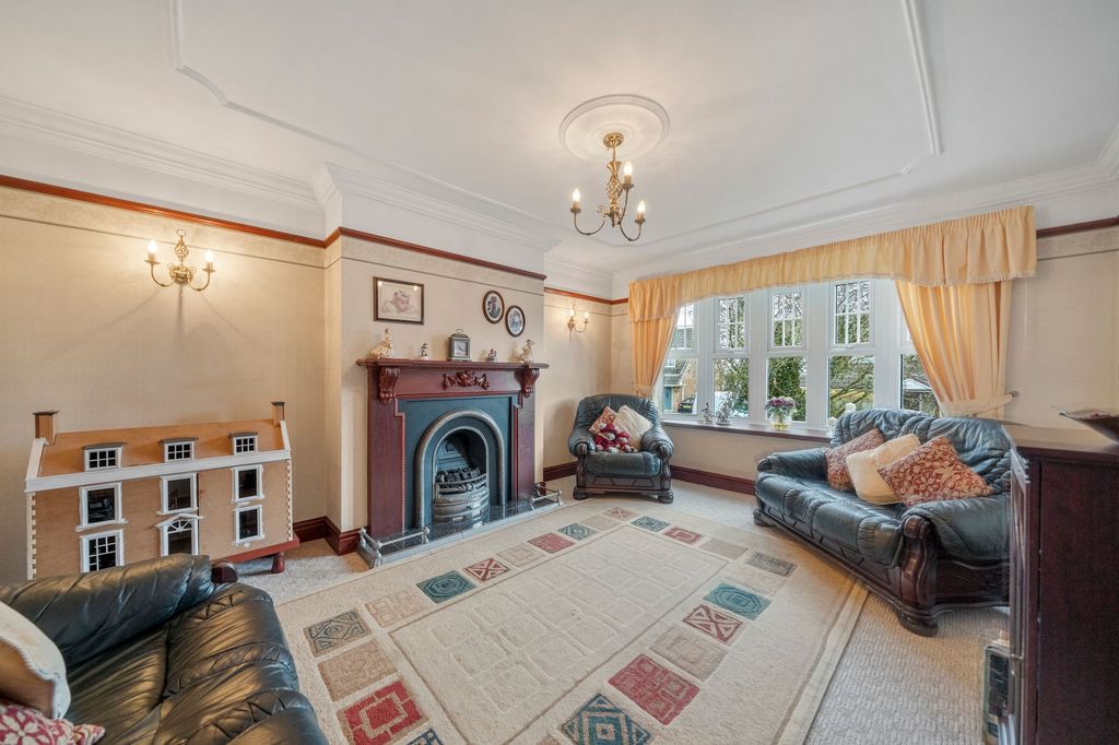 Property photo 2 of 36