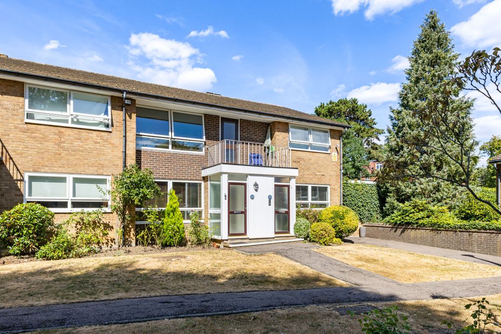 Property photo 1 of 27