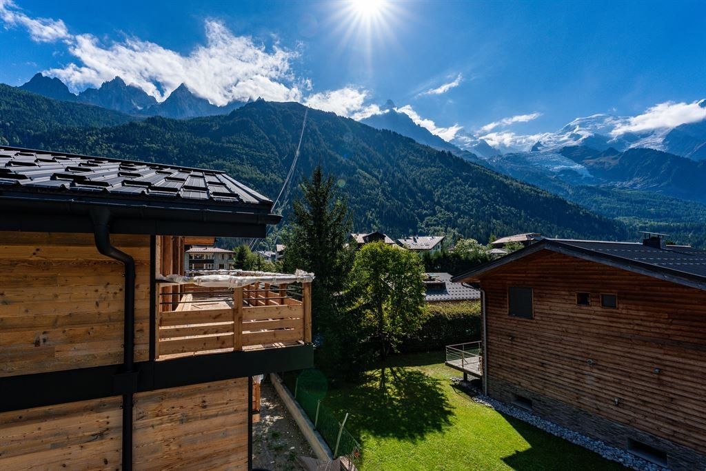 Property photo 1 of 18 Chalet Des Cristaux 1