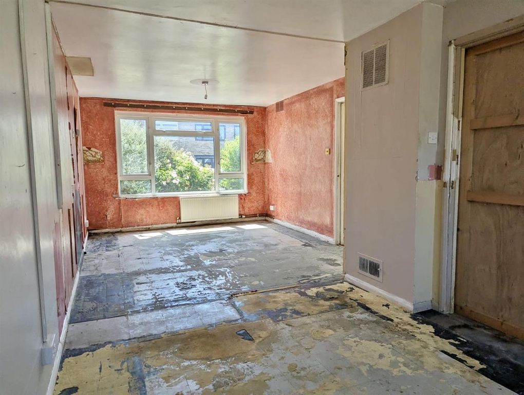Property photo 2 of 14 64C7A9E5-B526-4D1B-87CE-2443D88966Bd.Jpeg