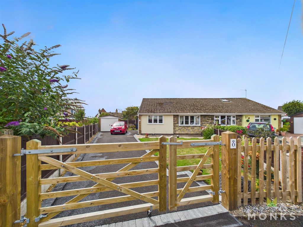 Property photo 1 of 15 Cam01420G0-Pr0727-Still028.Jpg