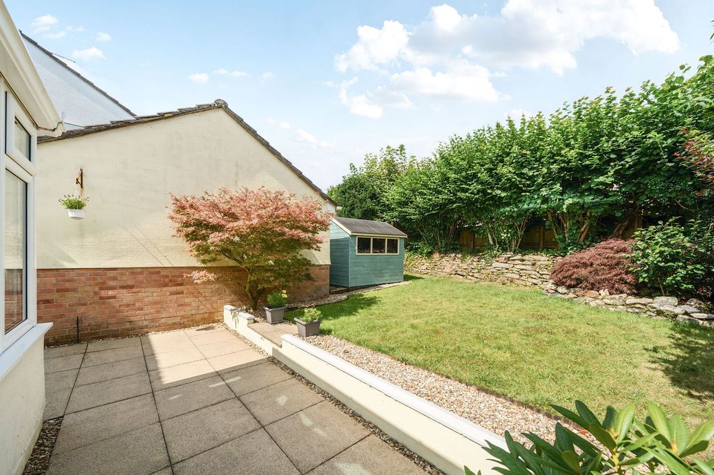 Property photo 3 of 19
