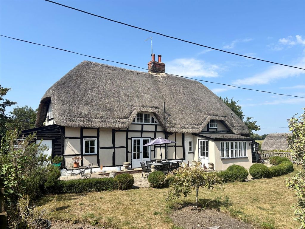 Property photo 1 of 27 Carina Cottage Photo.Jpg