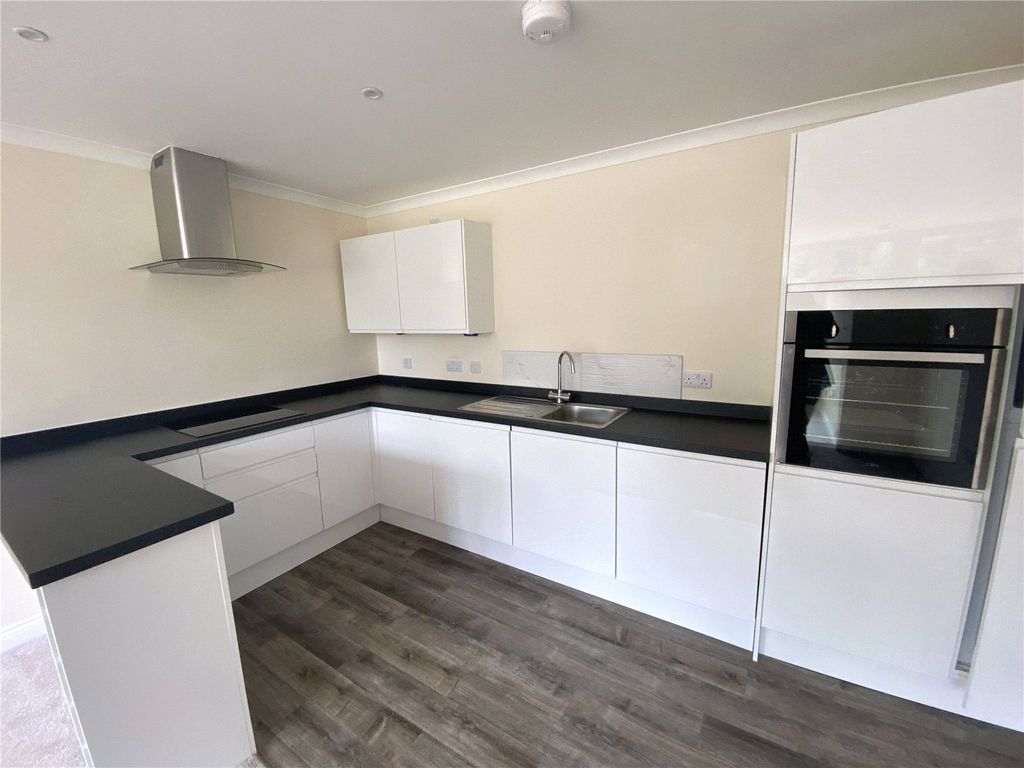 Property photo 3 of 6 Picture No. 02