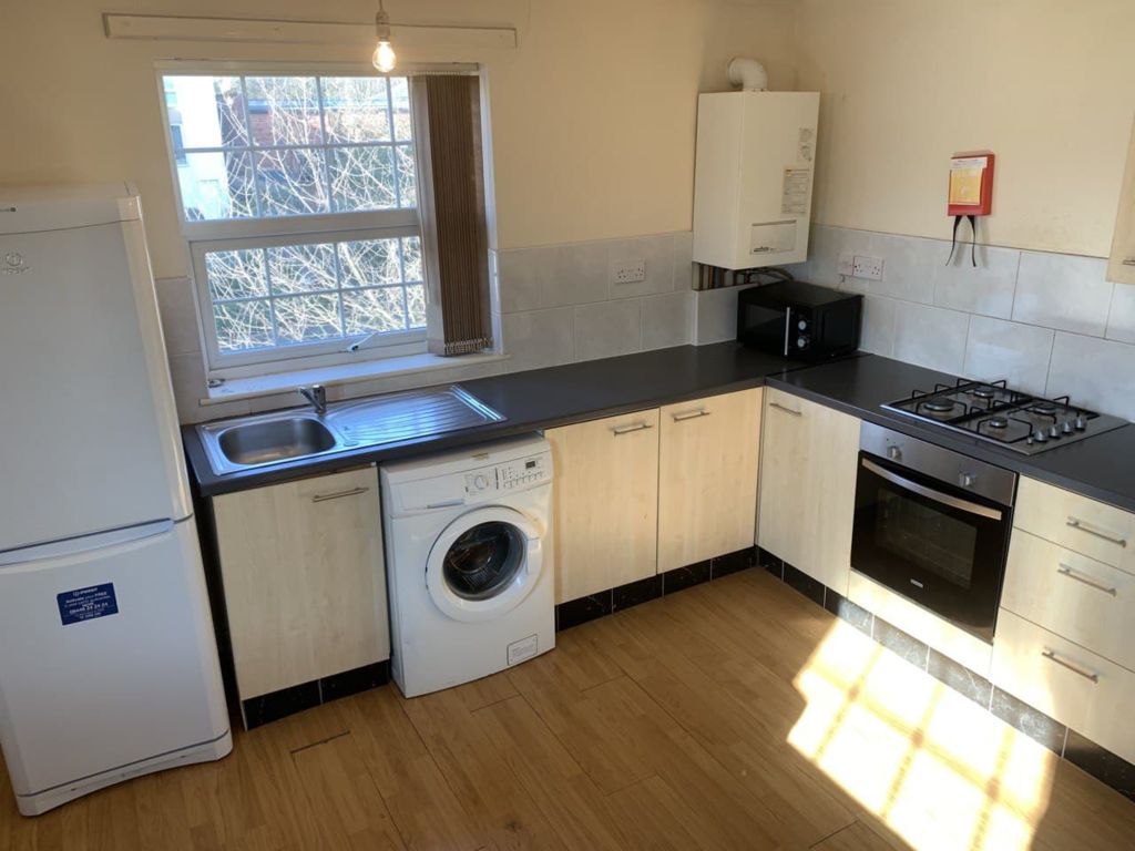 Property photo 2 of 8