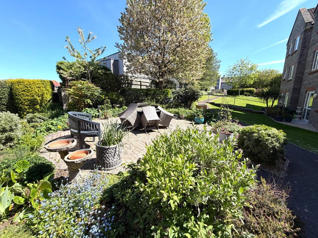 Property photo 3 of 11 Garden Two.Jpg