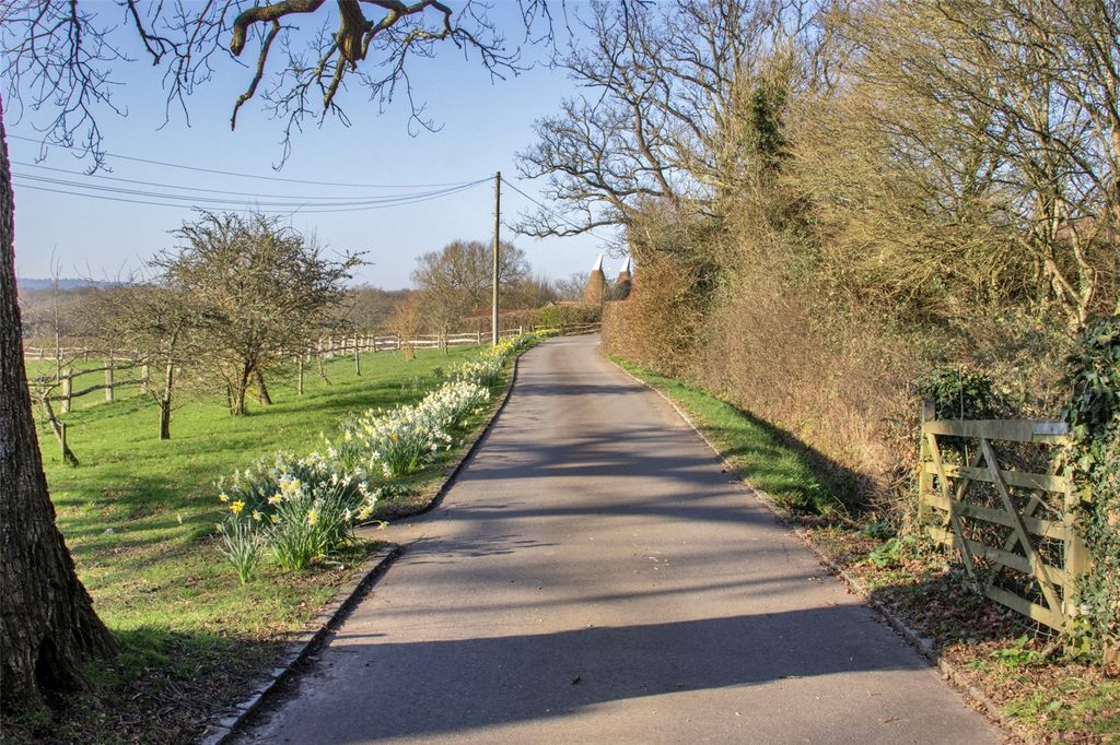 Property photo 3 of 18 Drive