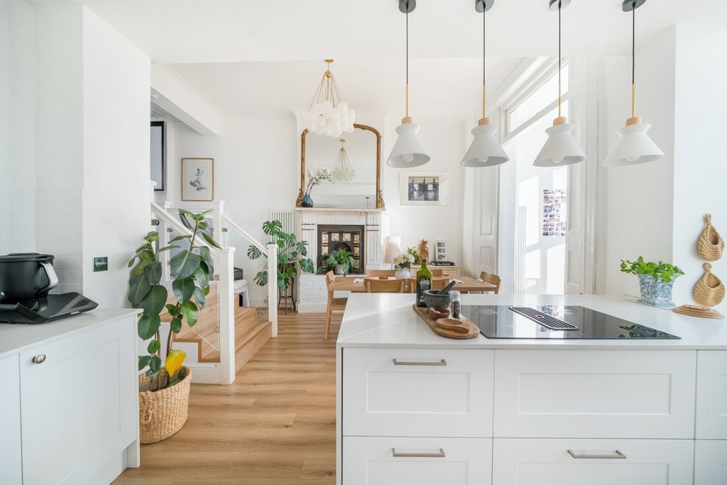Property photo 1 of 30 1389448-5-695Bda3...