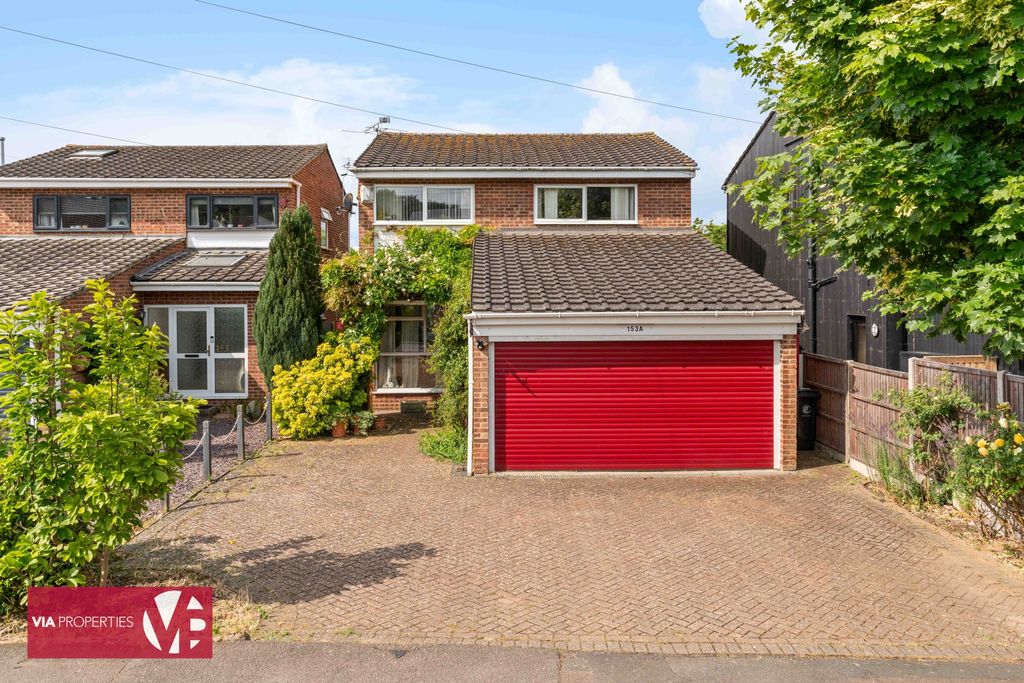 Property photo 1 of 31 Photo 34