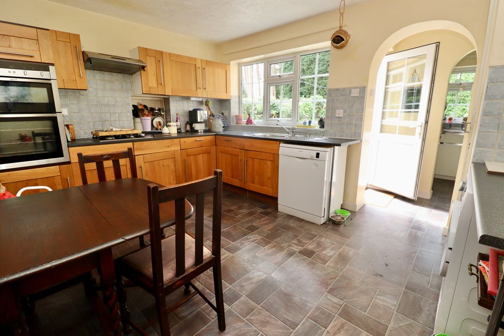 Property photo 2 of 20 Img_6728