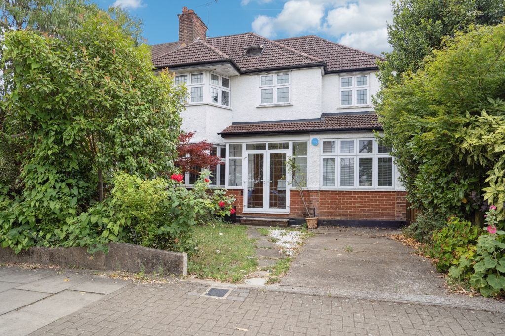 Property photo 1 of 17