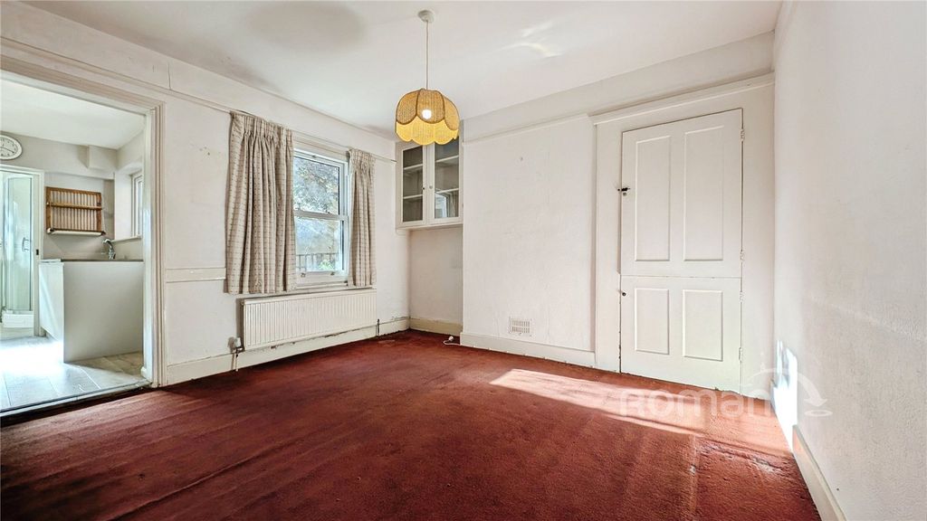 Property photo 3 of 10 Picture No. 01