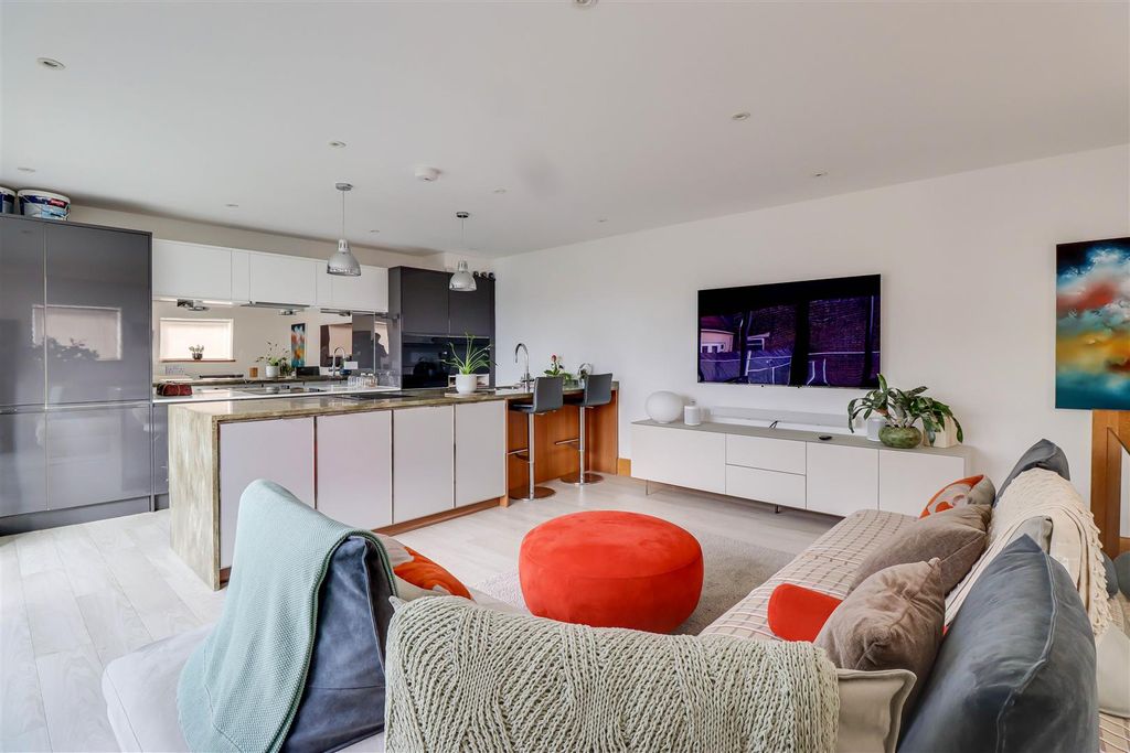 Property photo 3 of 23 Kitchen/Family Room