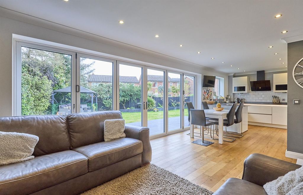 Property photo 2 of 23 Open Plan Living/Dining/Kitchen