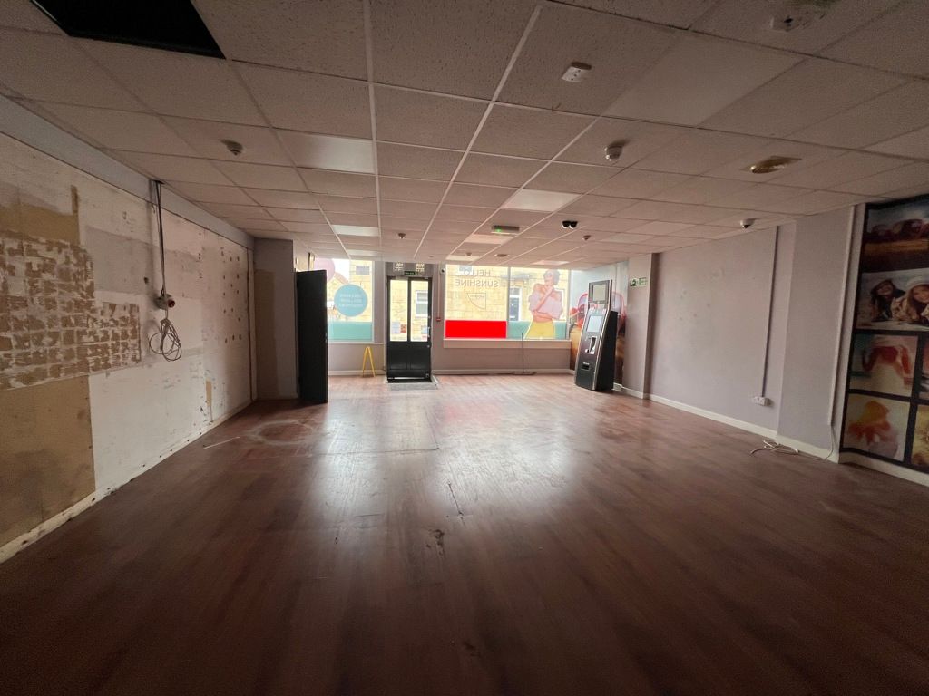 Property photo 3 of 8 Photo 3