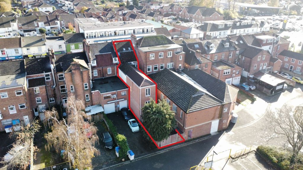 Property photo 2 of 11