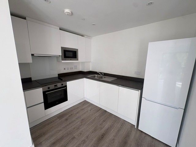 Property photo 3 of 8