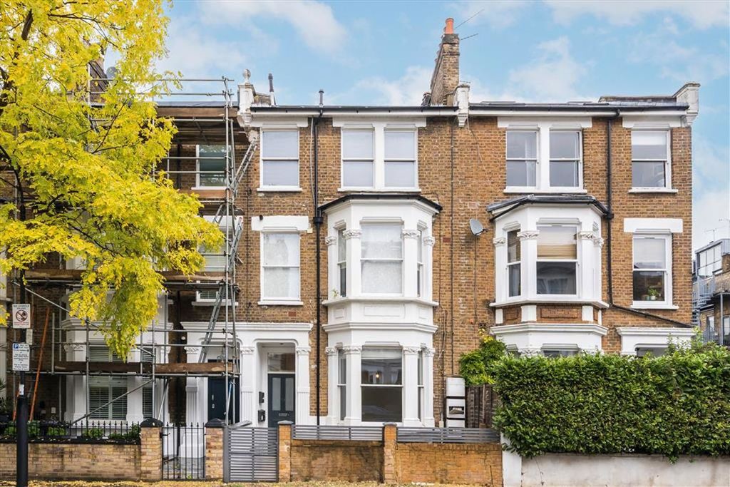 Property photo 1 of 8