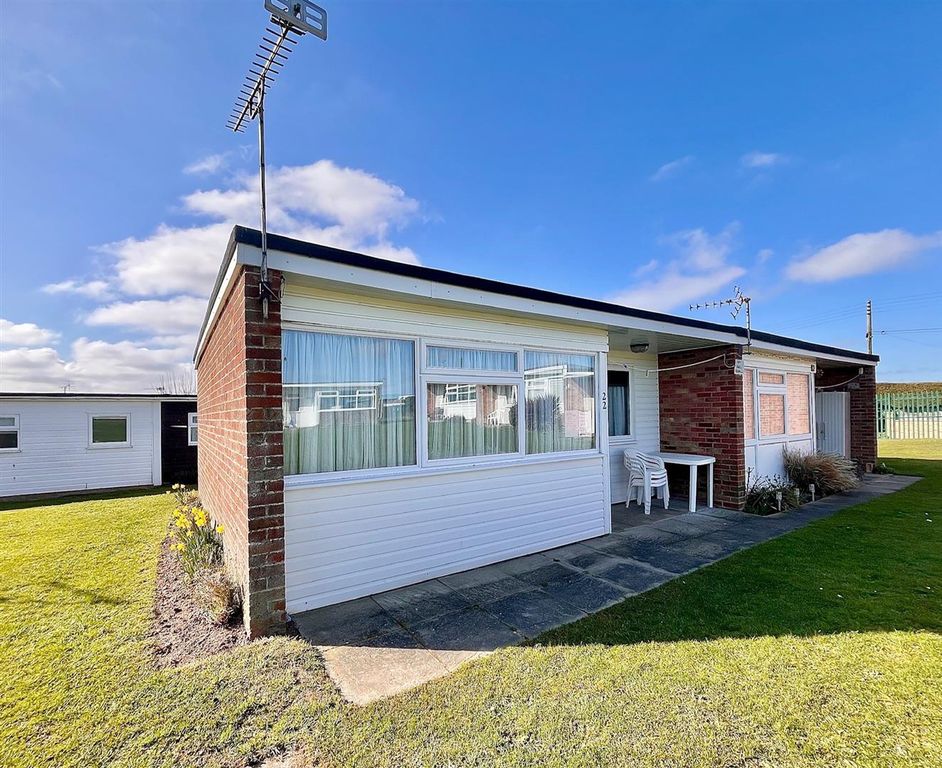 Property photo 1 of 8 Outside