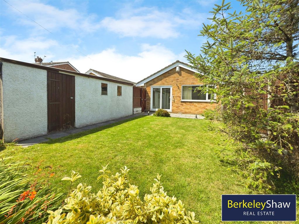 Property photo 2 of 12 0A8Ac68c--4247-Af9C-47Bb002F4A27-63615-000016F236C