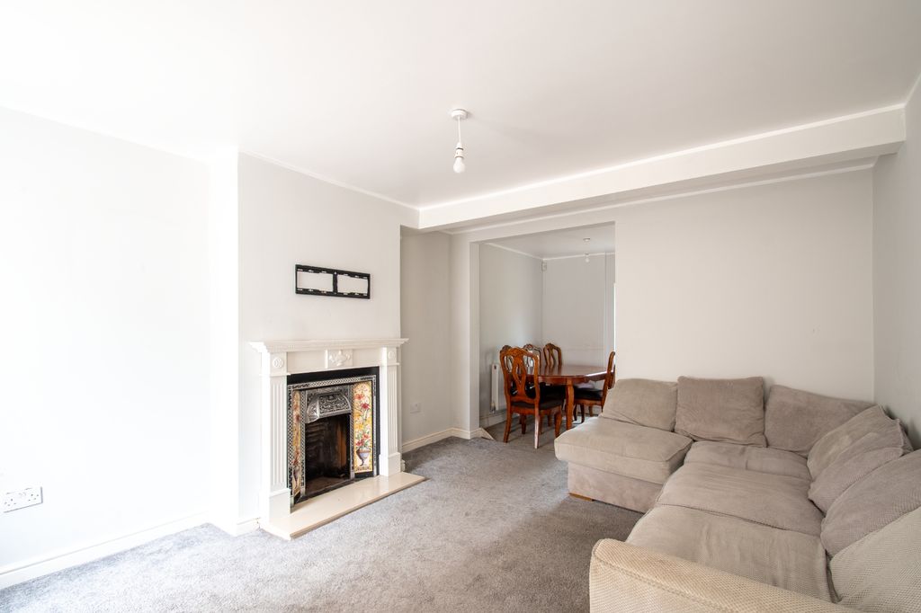 Property photo 2 of 16 Picture No. 02