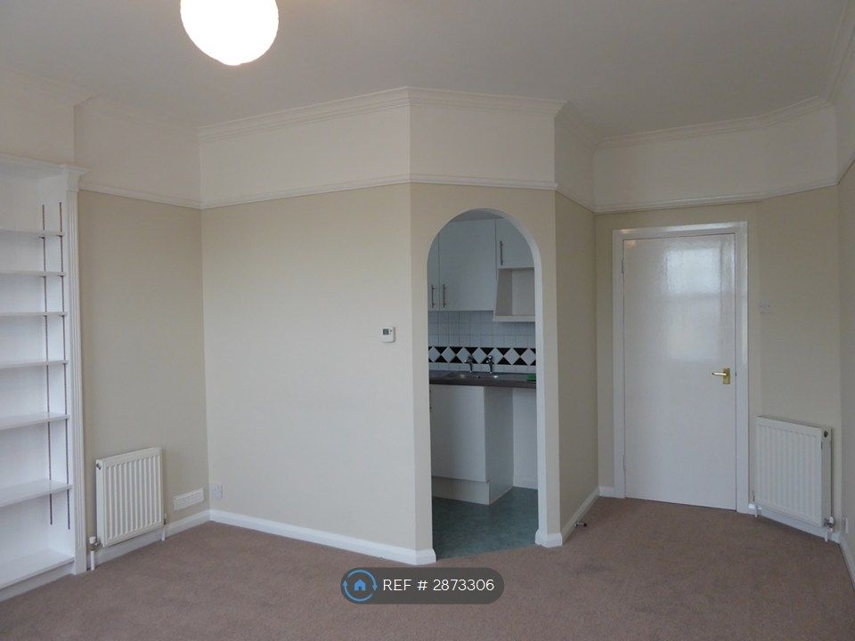 Property photo 3 of 7 Sitting Room