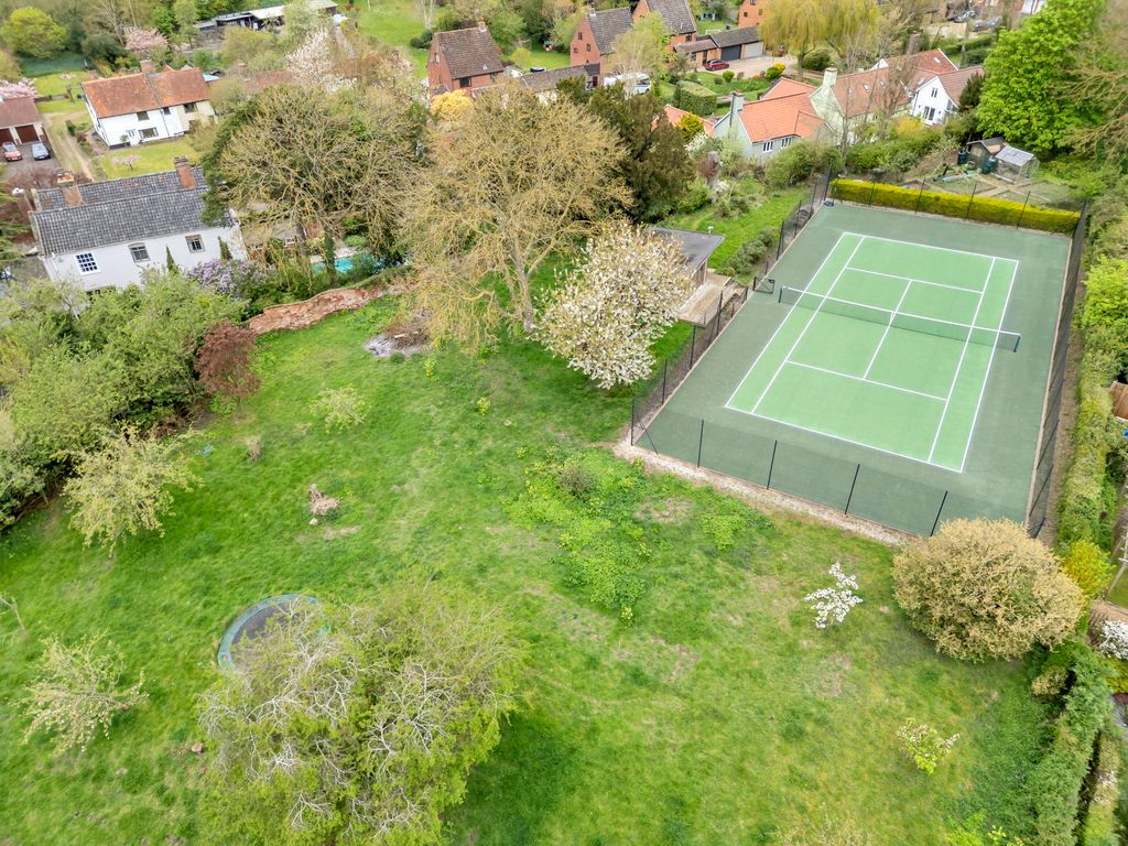 Property photo 3 of 57 Gardens &amp; Tennis Court