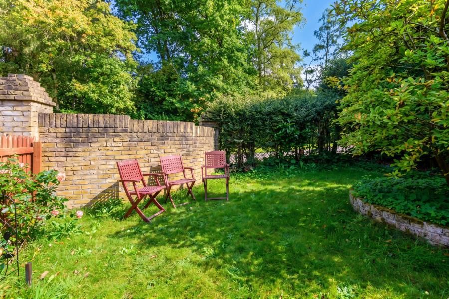 Property photo 2 of 9