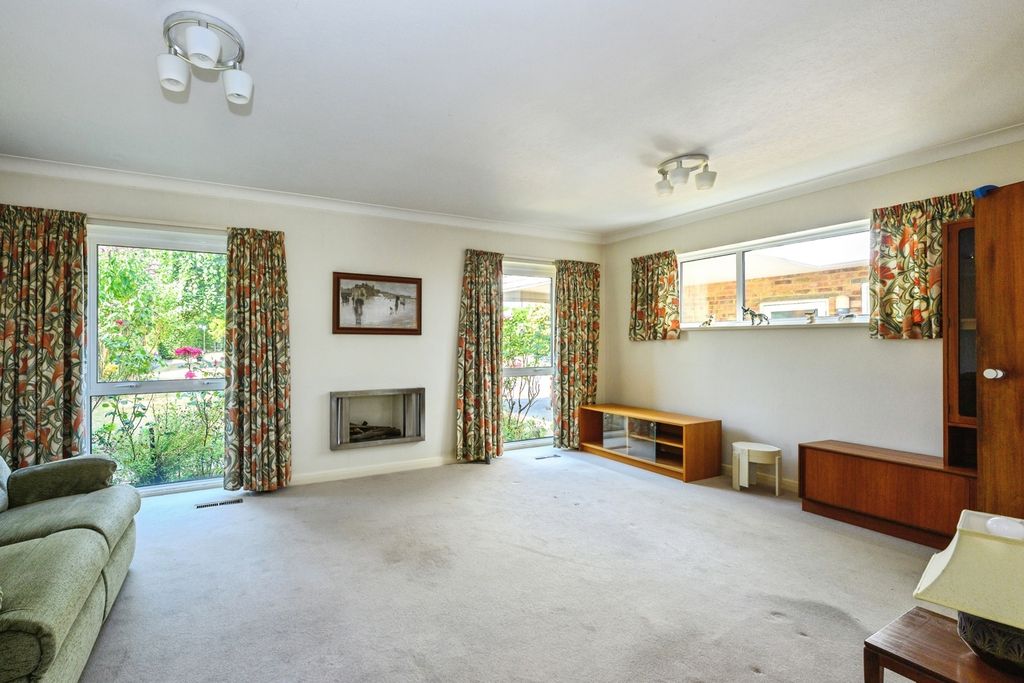 Property photo 3 of 21 Pbox-Img.Jpg
