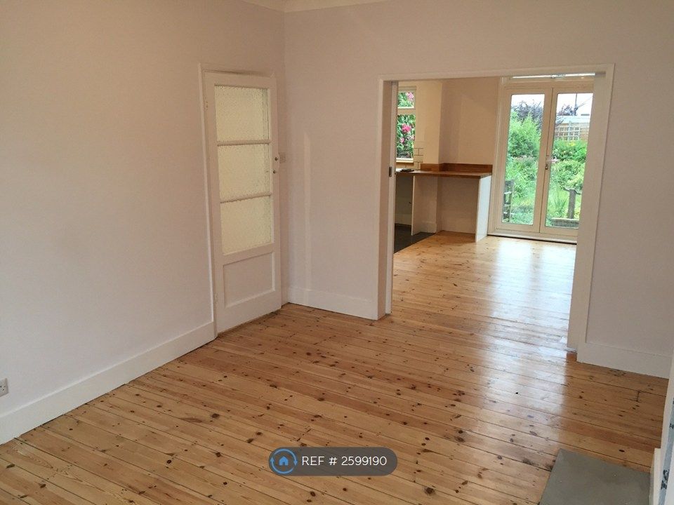 Property photo 2 of 10 Open Plan Kitchen Dining