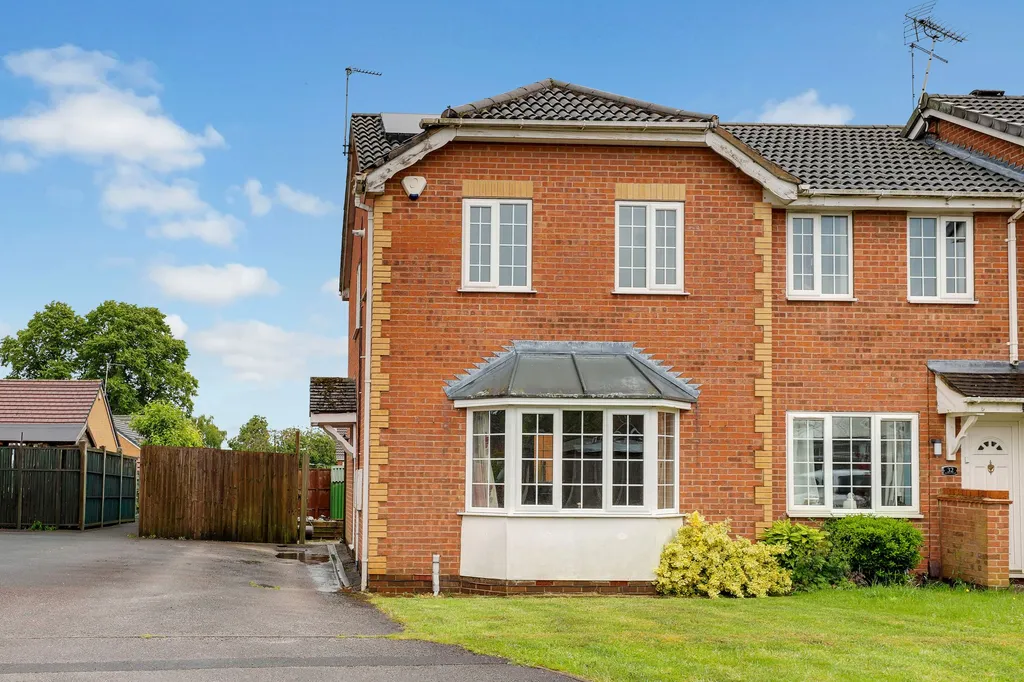 House in Ashfield, Hazelgrove, Hucknall - View 3