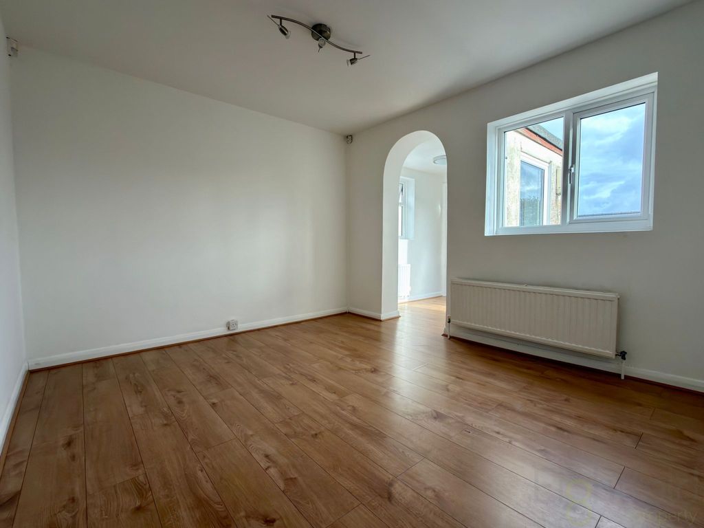 Property photo 2 of 8 Living Room