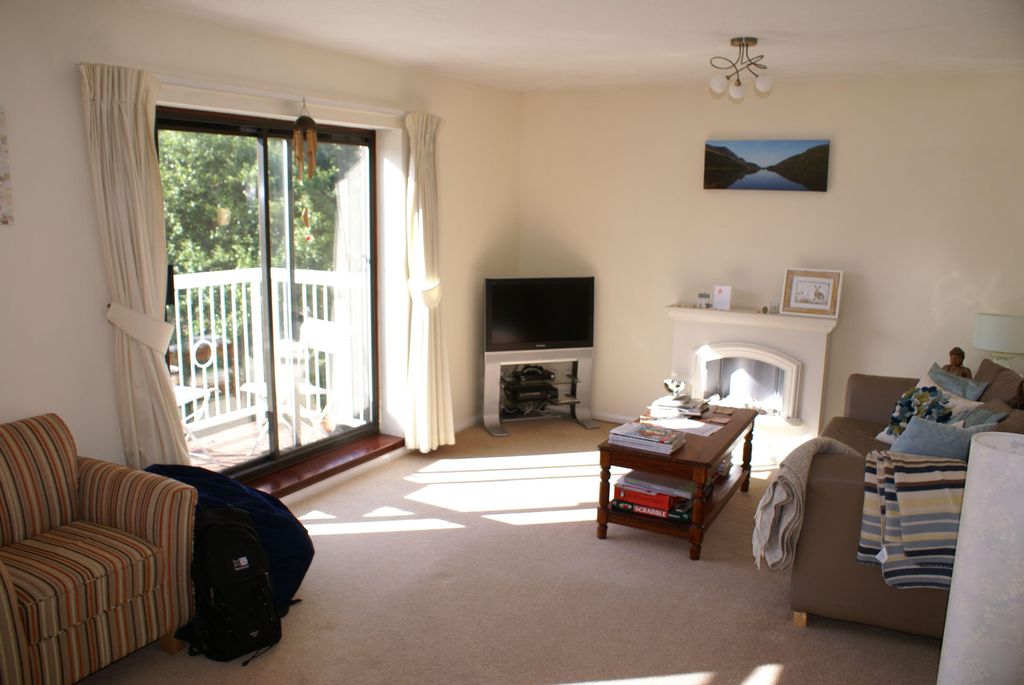 Property photo 2 of 9 Photo 2