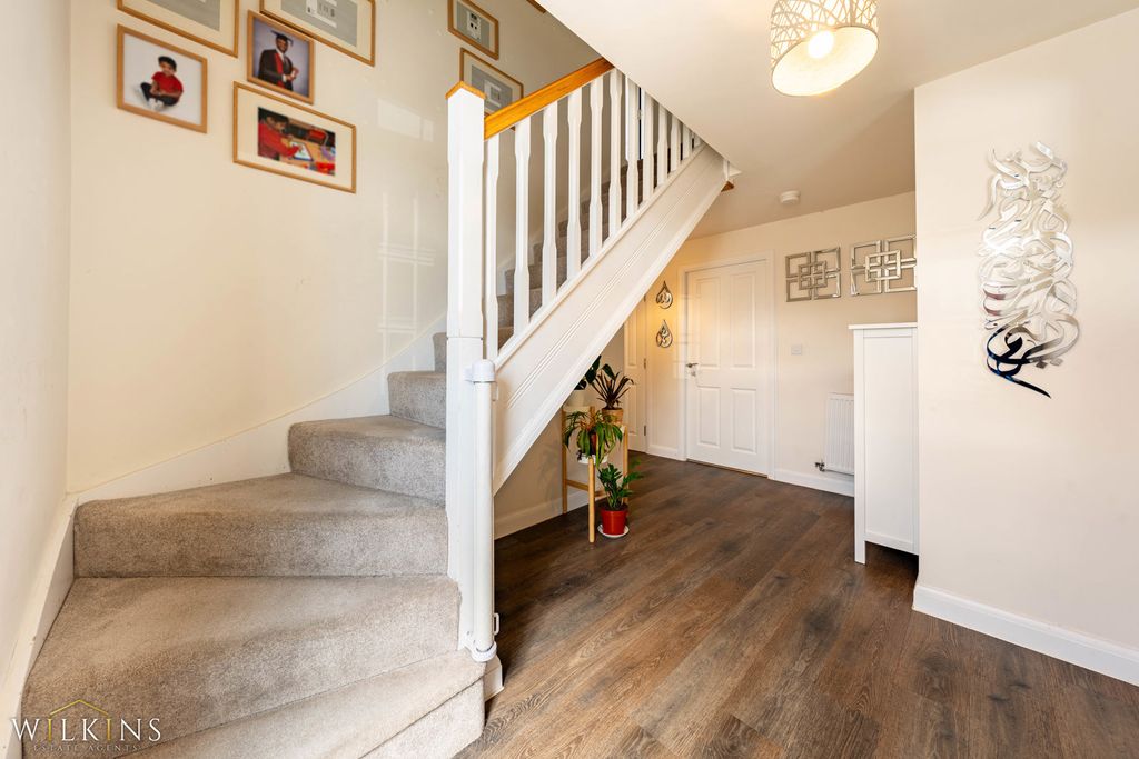 Property photo 3 of 28 Photograph
