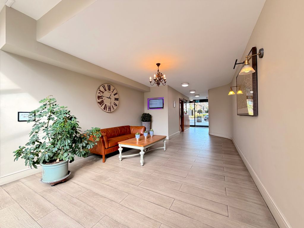 Property photo 3 of 6