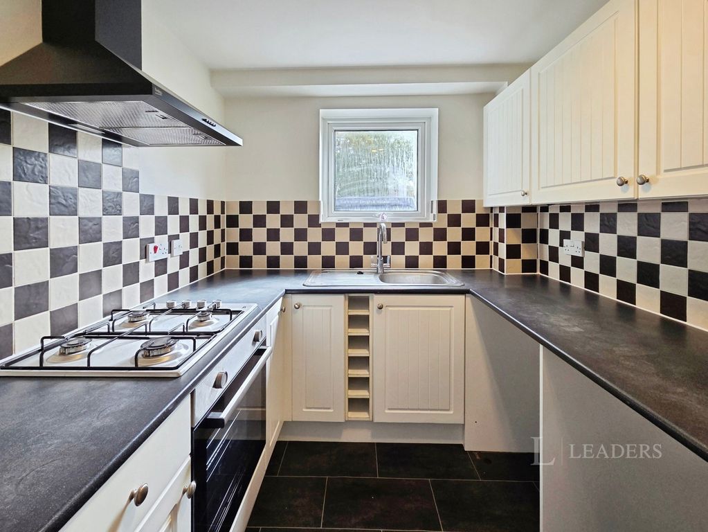 Property photo 3 of 5 Pbox-Img.Jpg