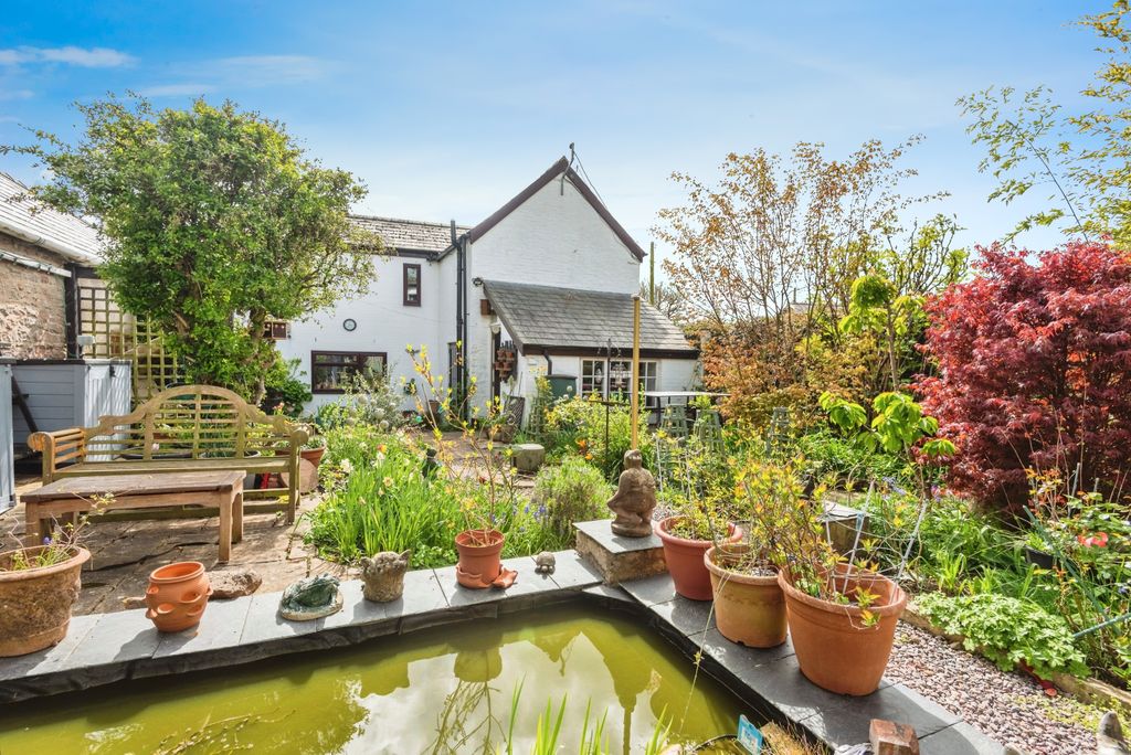 Property photo 2 of 23 Rear Garden