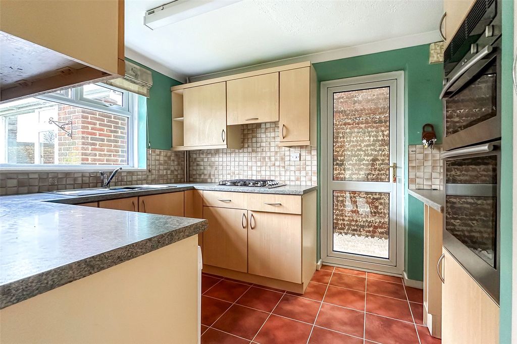 Property photo 3 of 15 Picture No. 08