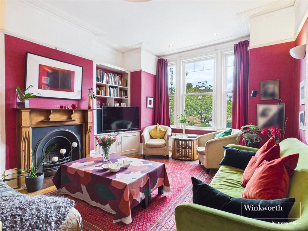 Property photo 2 of 16 Picture No. 06