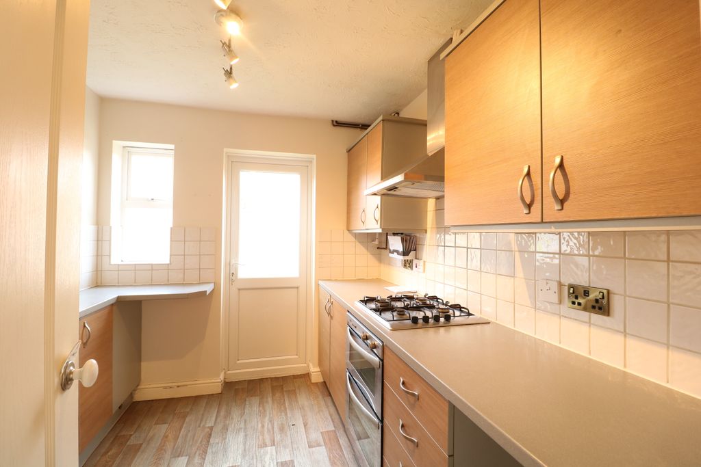 Property photo 2 of 16