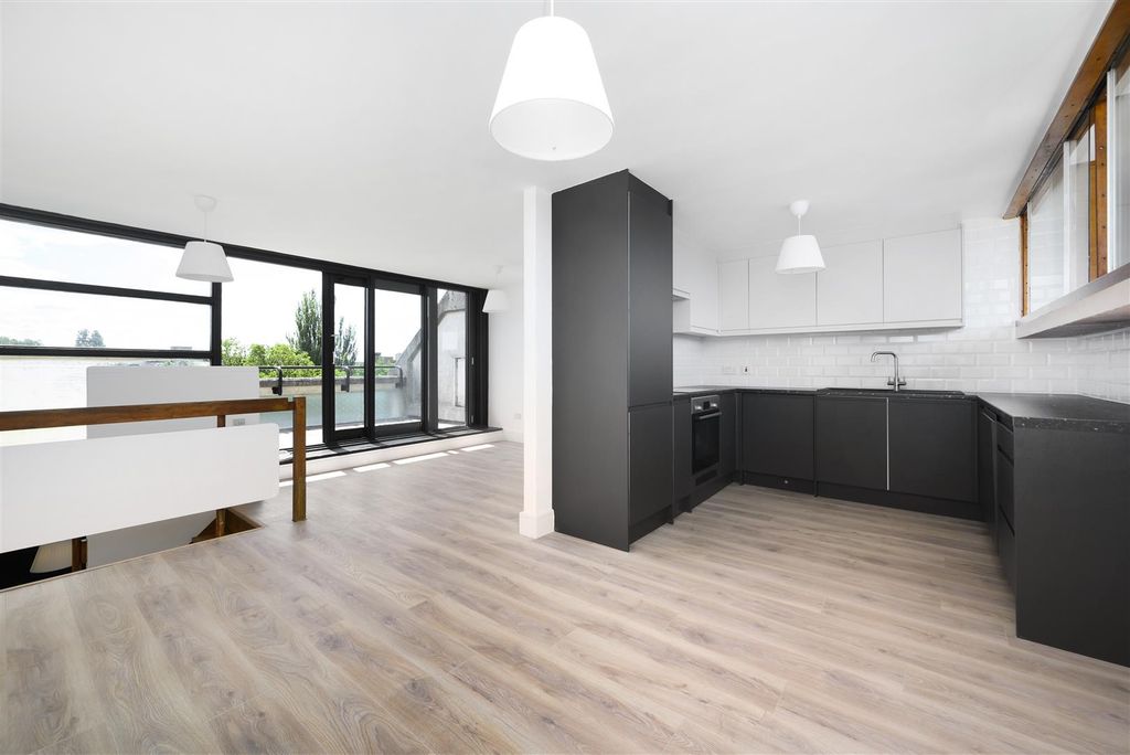 Property photo 1 of 15 P02.Jpg