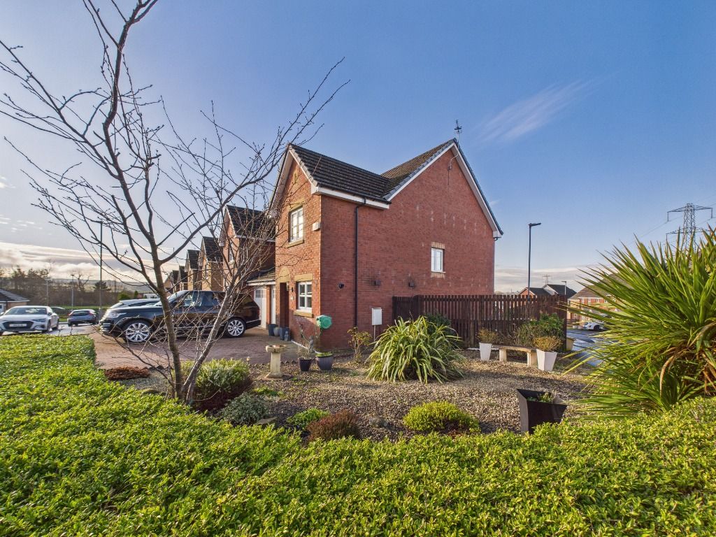 Property photo 2 of 23