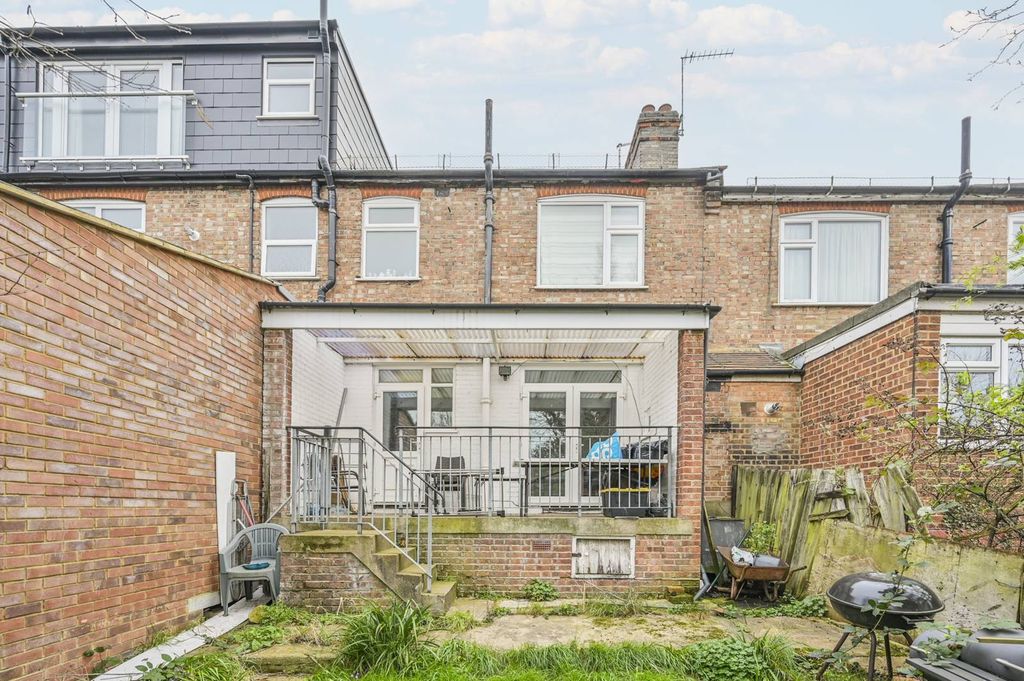 Property photo 1 of 9