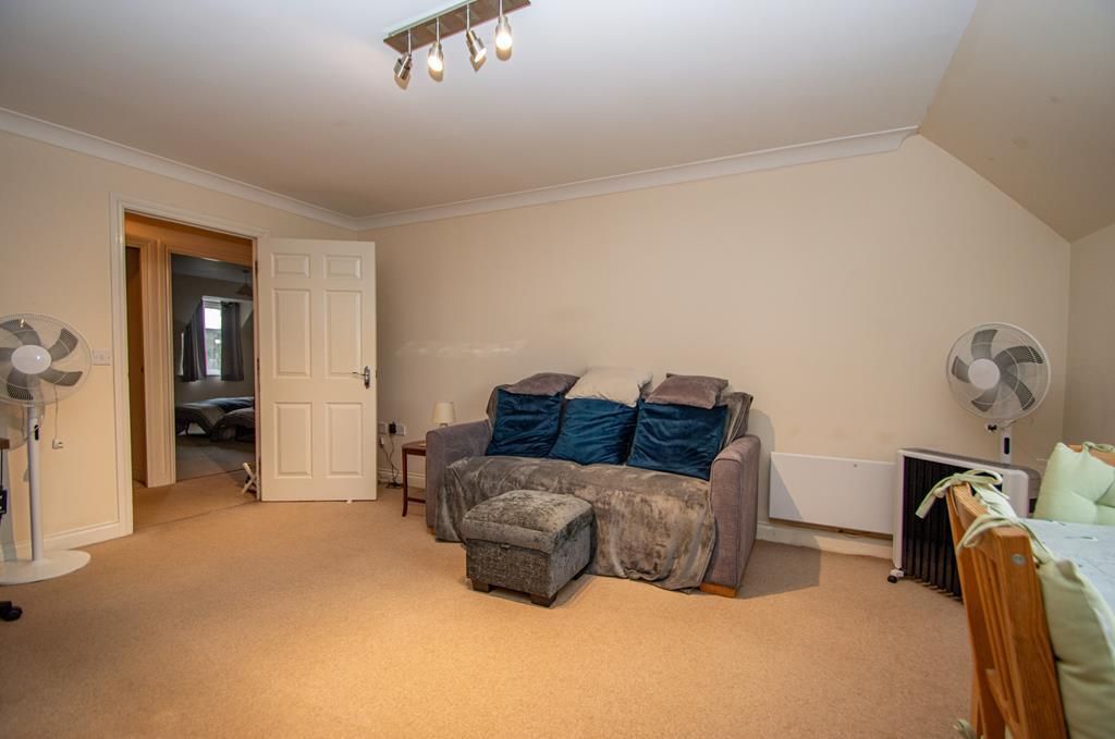 Property photo 3 of 10 Picture No. 26