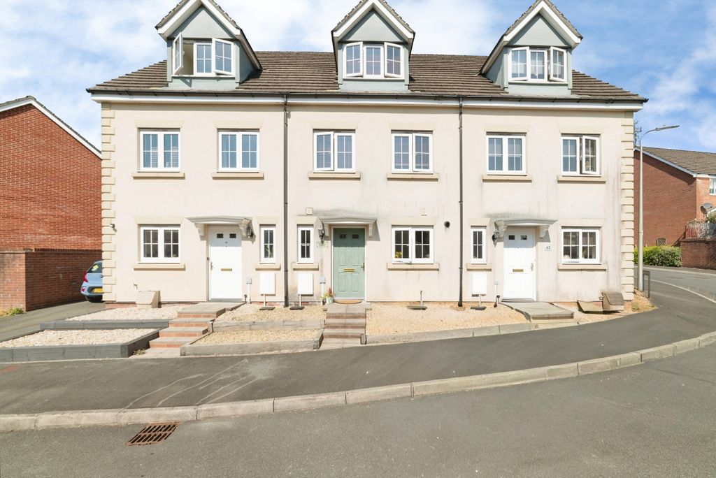 Property photo 1 of 16 Pbox-Img.Jpg