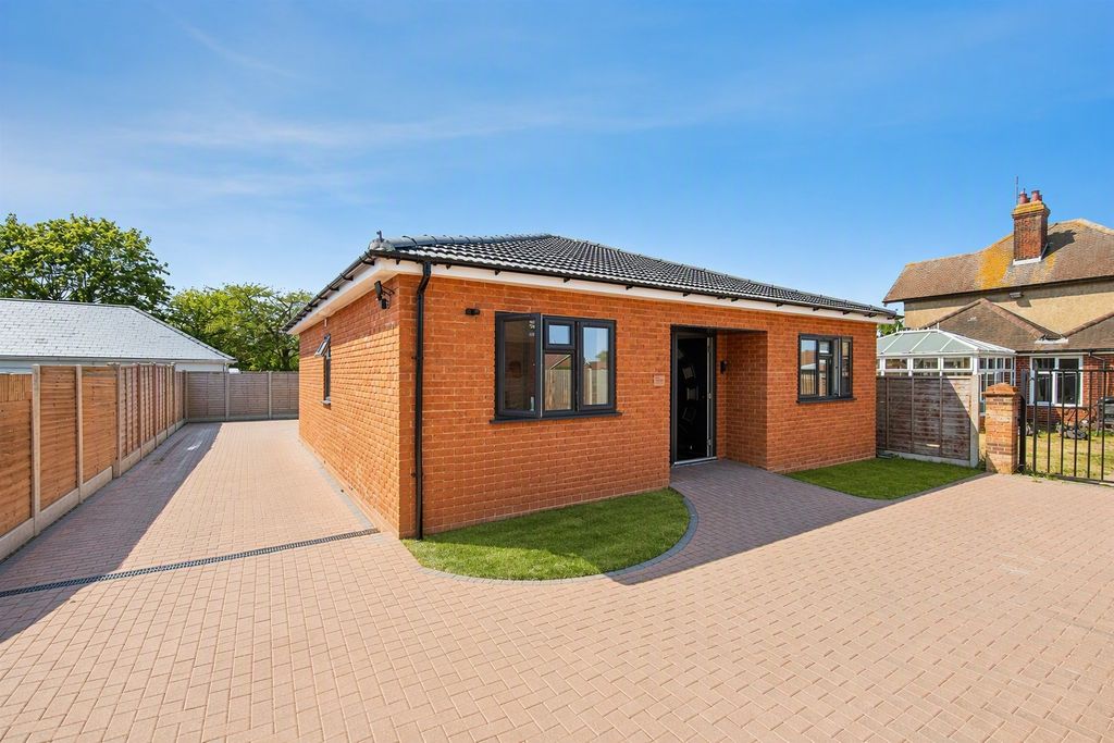 Property photo 1 of 1