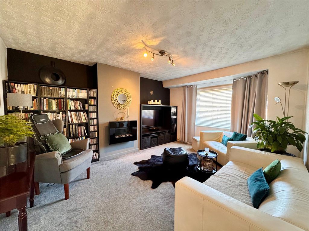 Property photo 3 of 15 Picture No. 38